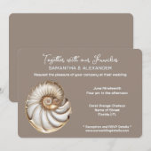 Minimalist Conch Shell Beach Wedding  Kaart (Voorkant / Achterkant)
