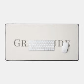 Minimalist Gratitude – Calm Typography Design (Clavier et souris)