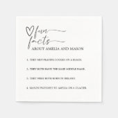 Minimalist Hand Drawn Heart Fun Facts Wedding Servet (Voorkant)