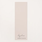 Minimalist handwritten script, simple and modern  yogamat (Voorkant)