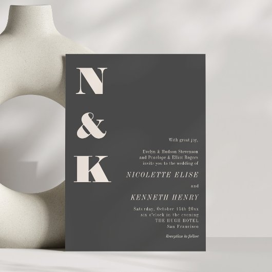 Minimalist Modern Monogram Soft Black Bold Wedding Kaart