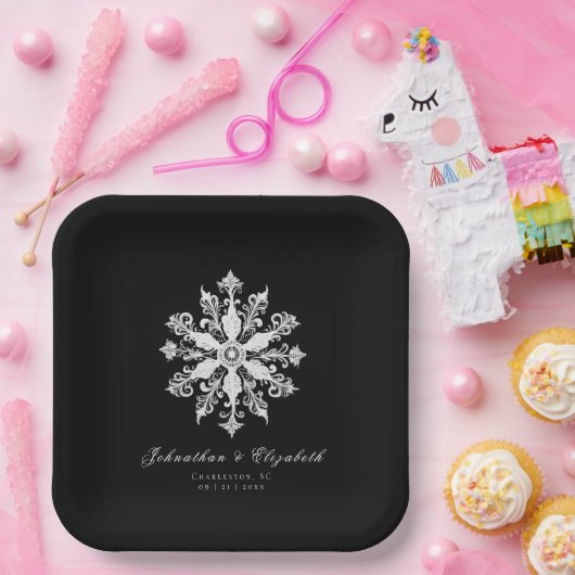 Minimalist Snowflake Wedding | Black Papieren Bordje (Feest)