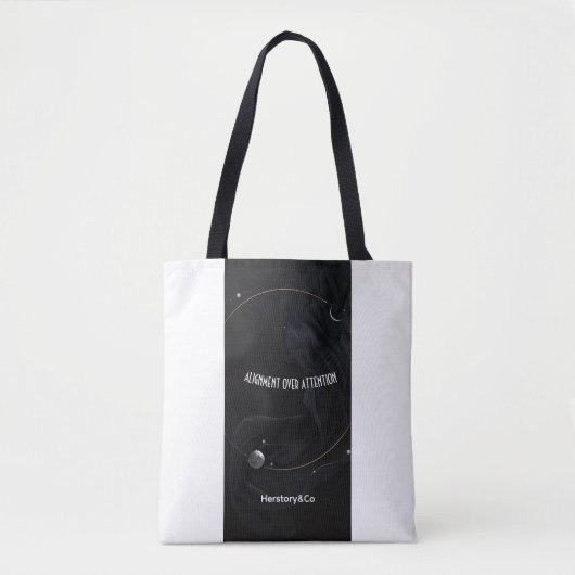 Minimalist, statement-making tote bags (Devant)