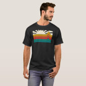 Minimalist sunrise and waves t-shirt (Voorkant volledig)