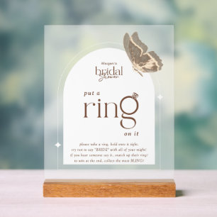 Minimalist zet een ring op zijn Vrijgezellenfeest Acryl Bord