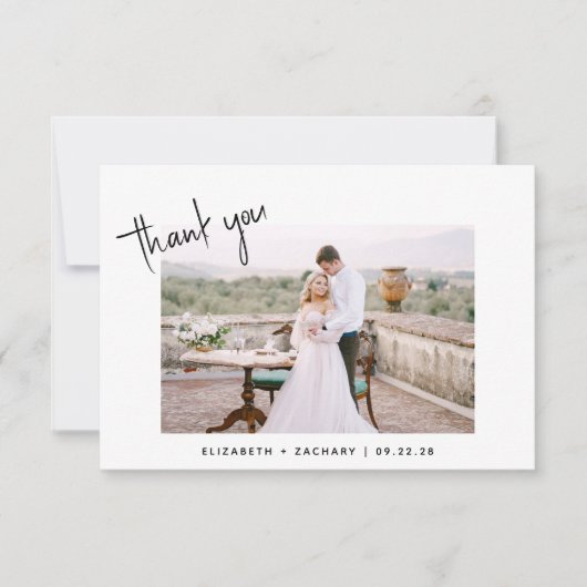 Minimalistisch 2-foto Modern Script Wedding Bedankkaart (Voorkant)