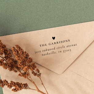 Minimalistisch adres voor naam van hartfamilie 	rubberstempel