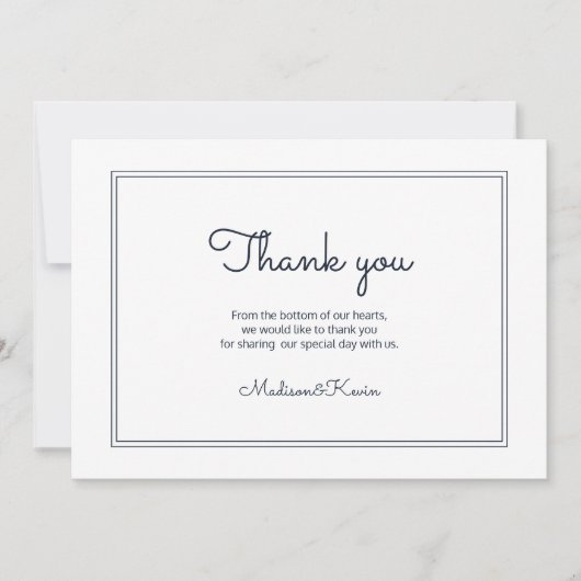 Minimalistisch eenvoudig cursief script bruiloft d bedankkaart (Voorkant)