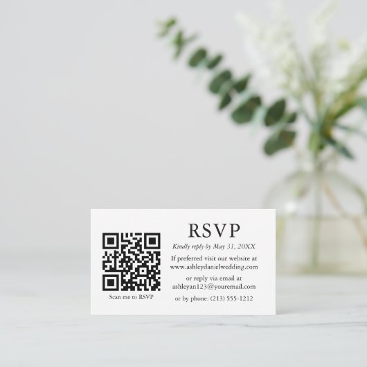 Minimalistisch Eenvoudig huwelijk QR RSVP Informatiekaartje (Staand voorkant)