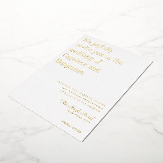 Minimalistisch Elegant Modern Wedding White Gold Folie Uitnodiging (Gedraaid)