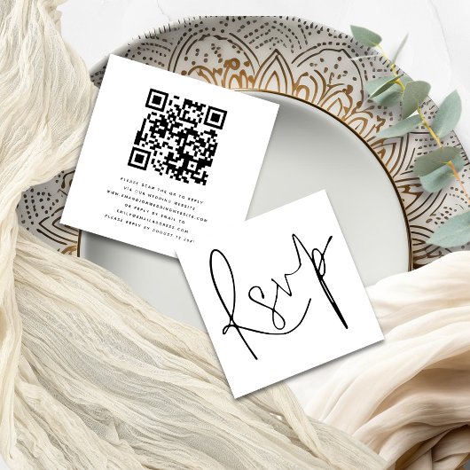 Minimalistisch Elegant Script QR Code Bruiloft RSV Informatiekaartje