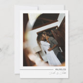 Minimalistisch en grafisch monogram huwelijk kaart (Achterkant)