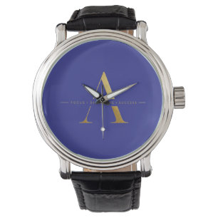 Minimalistisch goud ontwerp met succesdiscipline horloge