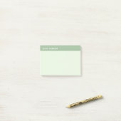 Minimalistisch groen kleverig post-it® notes (Op bureau)