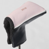 Minimalistisch lichtroze monogram stijlvol golfheadcover (3/4 voorkant)