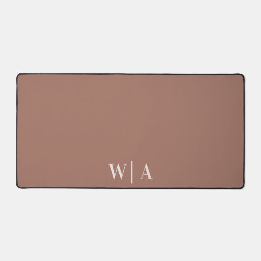 Minimalistisch Mocha Mousse Beige Preppy Monogram Bureaumat (Voorkant)