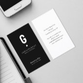 Minimalistisch modern Initiaal op zwart Visitekaartje