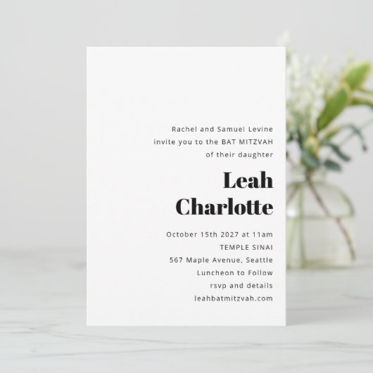 Minimalistisch Modern Zwart Wit Eenvoudig Vleermui Kaart (Staand voorkant)