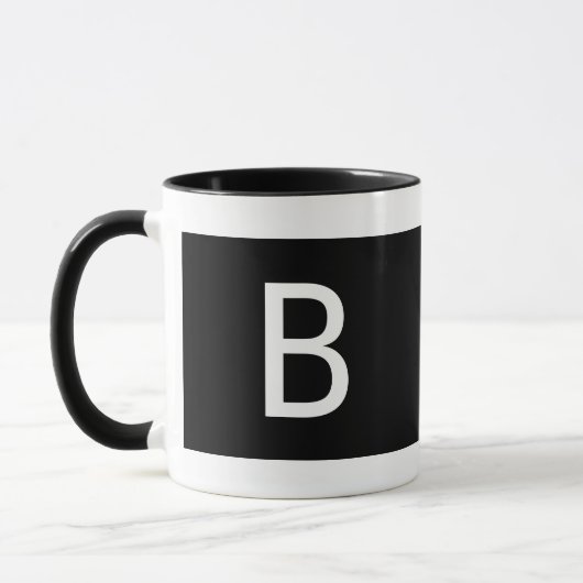Minimalistisch Modern Zwart Wit Monogram Linkerhan Mok (Links)