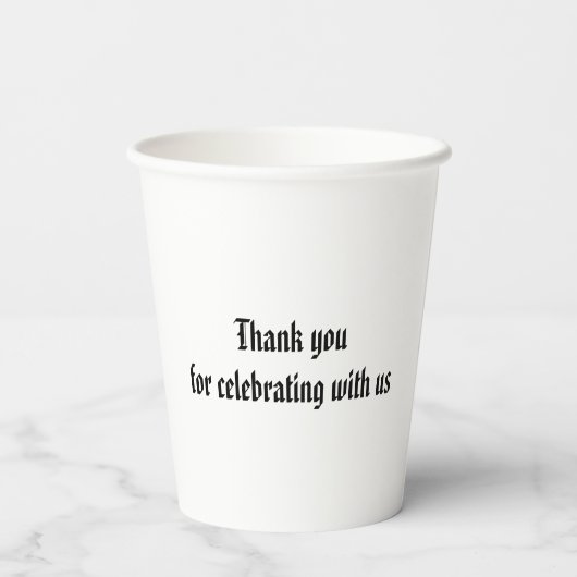 Minimalistisch monogram elegante zwart-witte bruil papieren bekers (Achterkant)