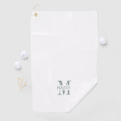 Minimalistisch monogram gepersonaliseerd golfhanddoek (Insitu)