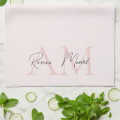 Minimalistisch Monogram Initiaal & Naam Pastel Roz Theedoek (Gevouwen)