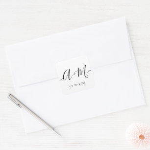 Minimalistisch Monogram Script Aangepaste trouwdat Vierkante Sticker