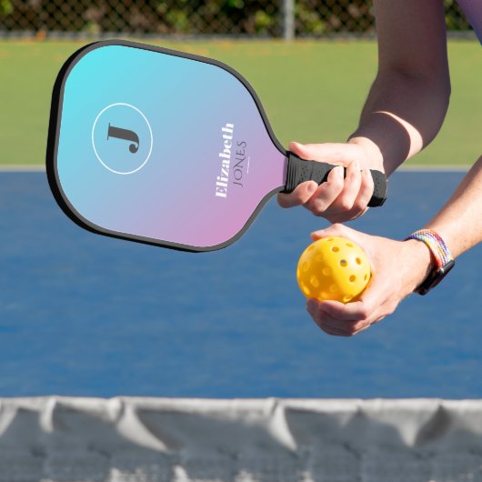 Minimalistisch ontwerp in pastelkleuren pickleball paddle (Insitu)