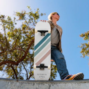 Minimalistisch ontwerp in pastelkleuren skateboard