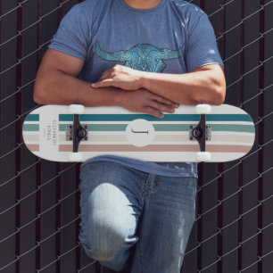 Minimalistisch ontwerp in pastelkleuren skateboard