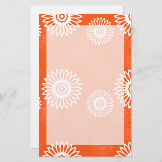 Minimalistisch oranje madeliefjes bloempatroon briefpapier (Voorkant / Achterkant)