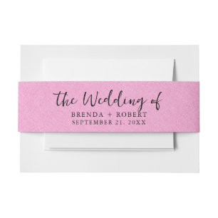 Minimalistisch roze linnen textuur zwart script uitnodigingen wikkel