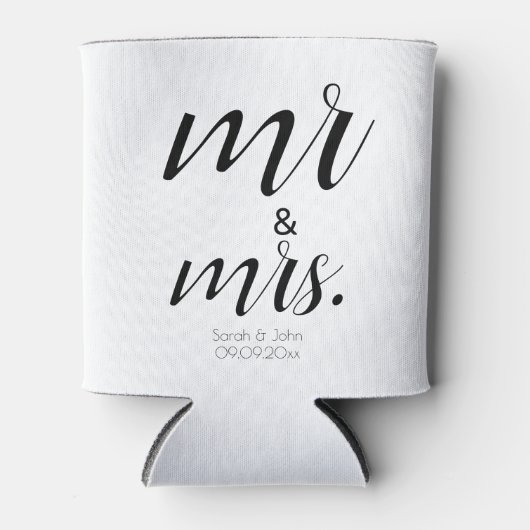 Minimalistisch Script Black & White Mr & Mrs Weddi Blikjeskoeler (Voorkant)