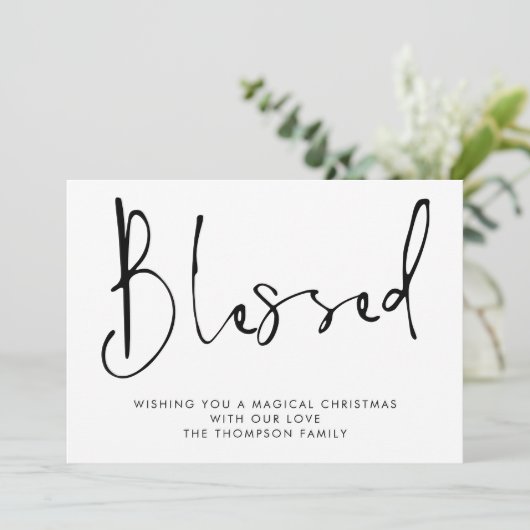 Minimalistisch script gezegend zwart wit kerst feestdagenkaart (Staand voorkant)