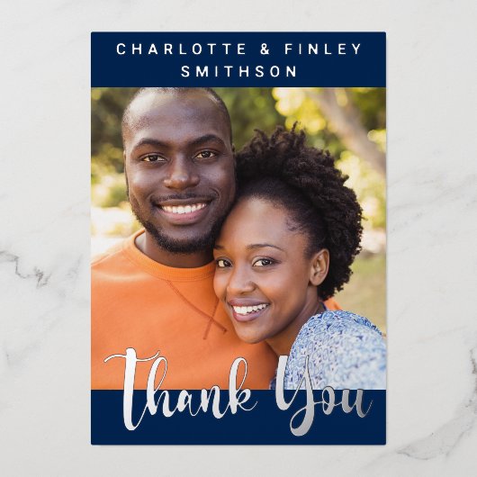 Minimalistisch script persoonlijke bruiloft Dank u Folie Feestdagenkaart (Voorkant)