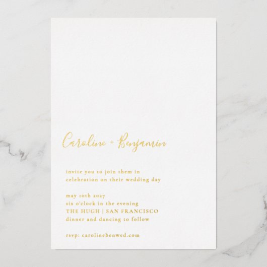 Minimalistisch script White Modern Wedding Gold Folie Uitnodiging (Voorkant)
