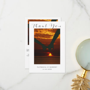 Minimalistisch Simple Script newlyweds Weddenfoto Bedankkaart