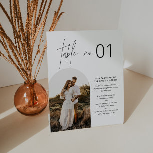 Minimalistisch tabelnummer bij HARLOW met vette fe Reclamebord Met Voetstuk