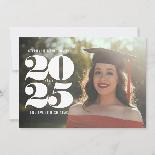 Minimalistisch White Numeric Date Photo Afstuderen Aankondiging (Voorkant)