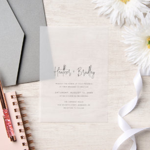Minimalistisch zwart en wit modern huwelijk vellum uitnodigingen
