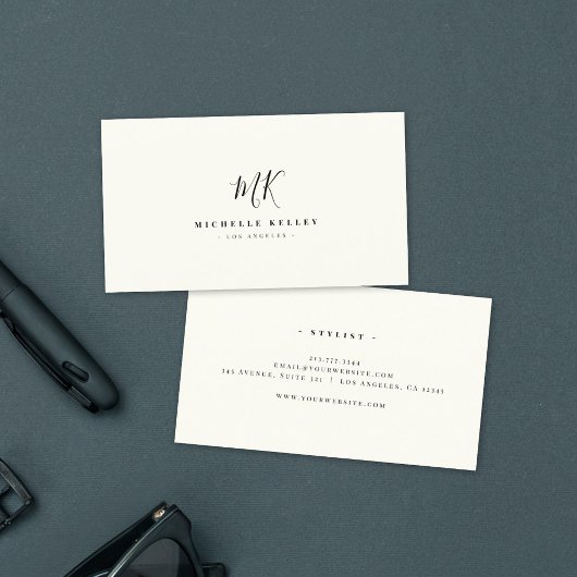 Minimalistisch zwart monogram ivoor legant script visitekaartje
