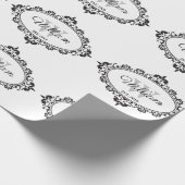 Minimalistisch zwart-wit  Damask Monogram Cadeaupapier (Hoek)