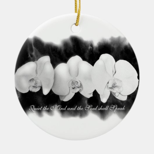 Minimalistisch zwart wit waterverf orchidee schild keramisch ornament (Voorkant)