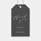 Minimalistisch zwart withuwelijk met elegant bedan cadeaulabel (Achterkant)