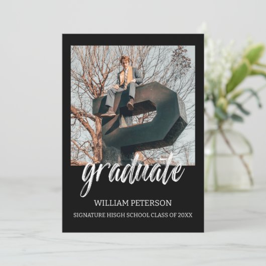 Minimalistische aankondiging van eindexamenfoto's  (Staand voorkant)