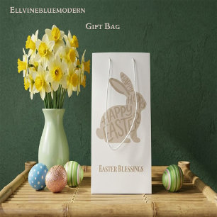 Minimalistische Beige Typografie Paashaas Medium Cadeauzakje