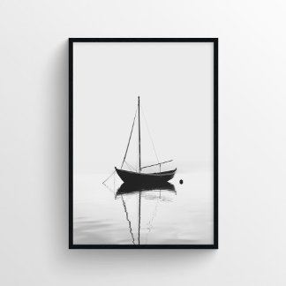 Minimalistische bootfotografie in monochroom poster