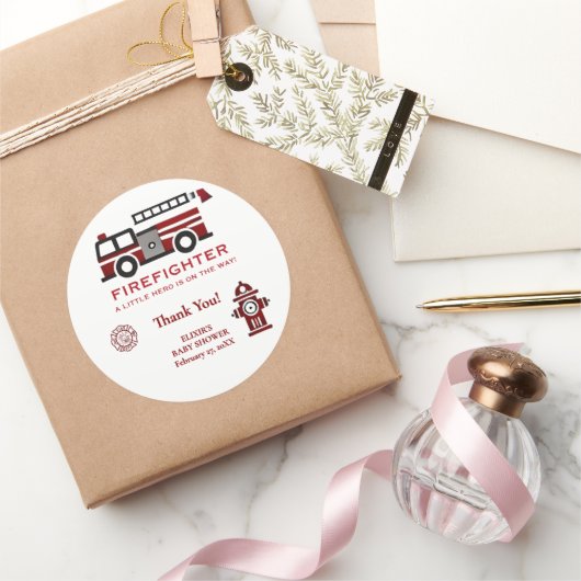 Minimalistische brandweerman "Little Hero" Baby sh Ronde Sticker (Geschenken)