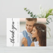 Minimalistische chique script budget bruiloft foto kaart (Staand voorkant)