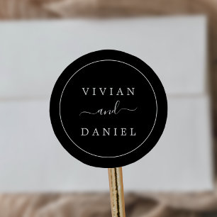 Minimalistische donkerzwarte bruiloft envelop afdi ronde sticker